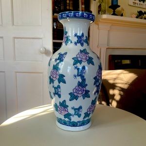 Chinoiserie Vase